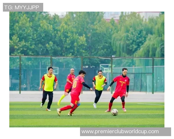 中国与荷兰友谊赛精彩对决展现足球魅力与体育精神 中国与荷兰友谊赛精彩对决展现足球魅力与体育精神