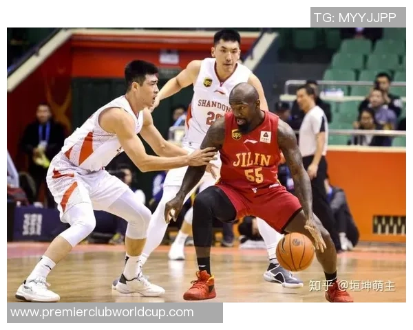 小兹维列夫与赫伯特激战正酣谁将赢得这场精彩对决的胜利