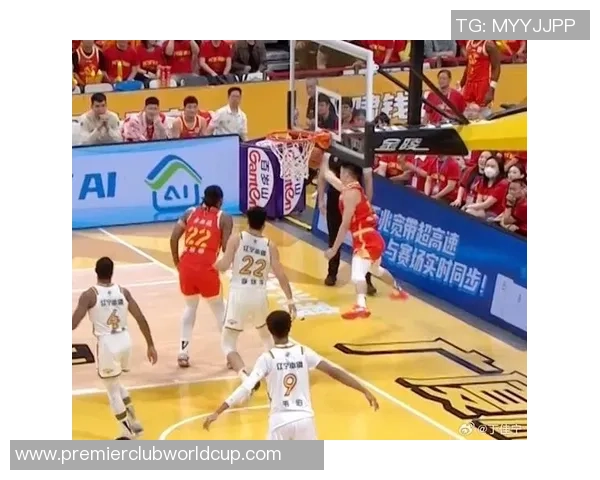 山东与辽宁篮球赛激烈冲突视频引发热议球迷反响不一