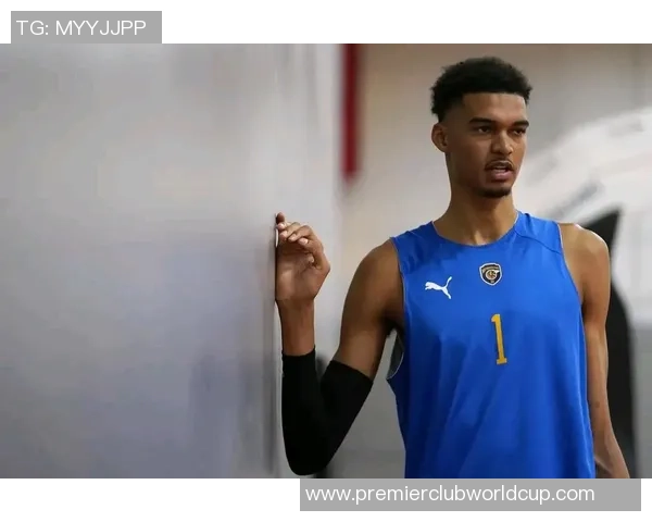 文班亚马法国队首秀表现惊艳27分狂胜意大利吸引NBA球探关注